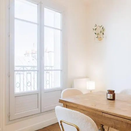 Amazing Balcony View - Monceau Appartamento Parigi
