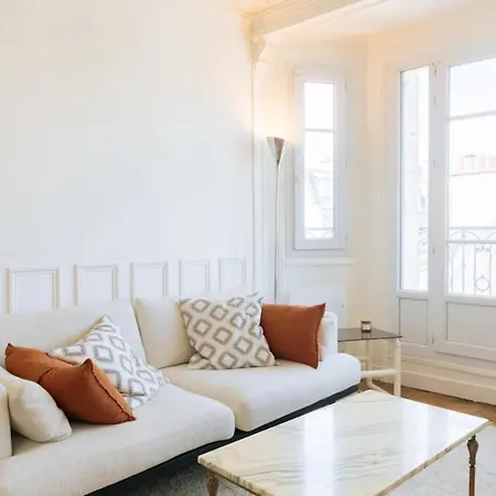 Amazing Balcony View - Monceau * Parigi